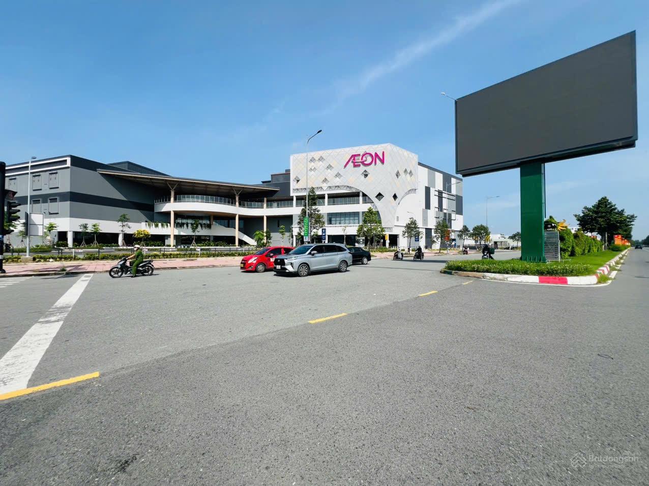 Shophouse 2 mặt tiền Phường Long An 100m² giá thỏa thuận - View công viên tuyệt đẹp!