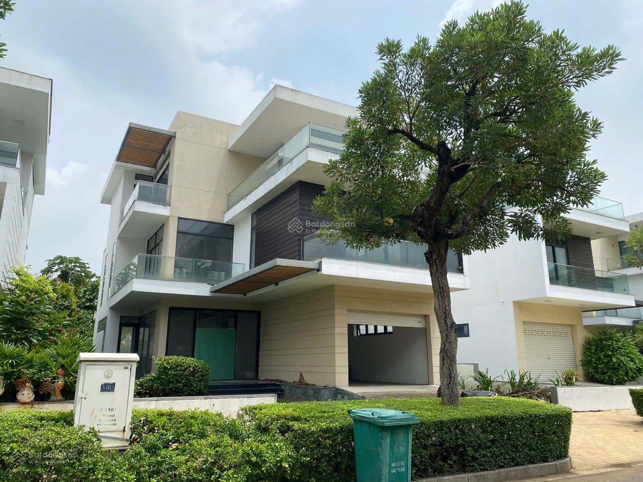 Biệt thự đơn lập Lucasta Q. 9 423m² giá 55 tỷ - View hồ tuyệt đẹp