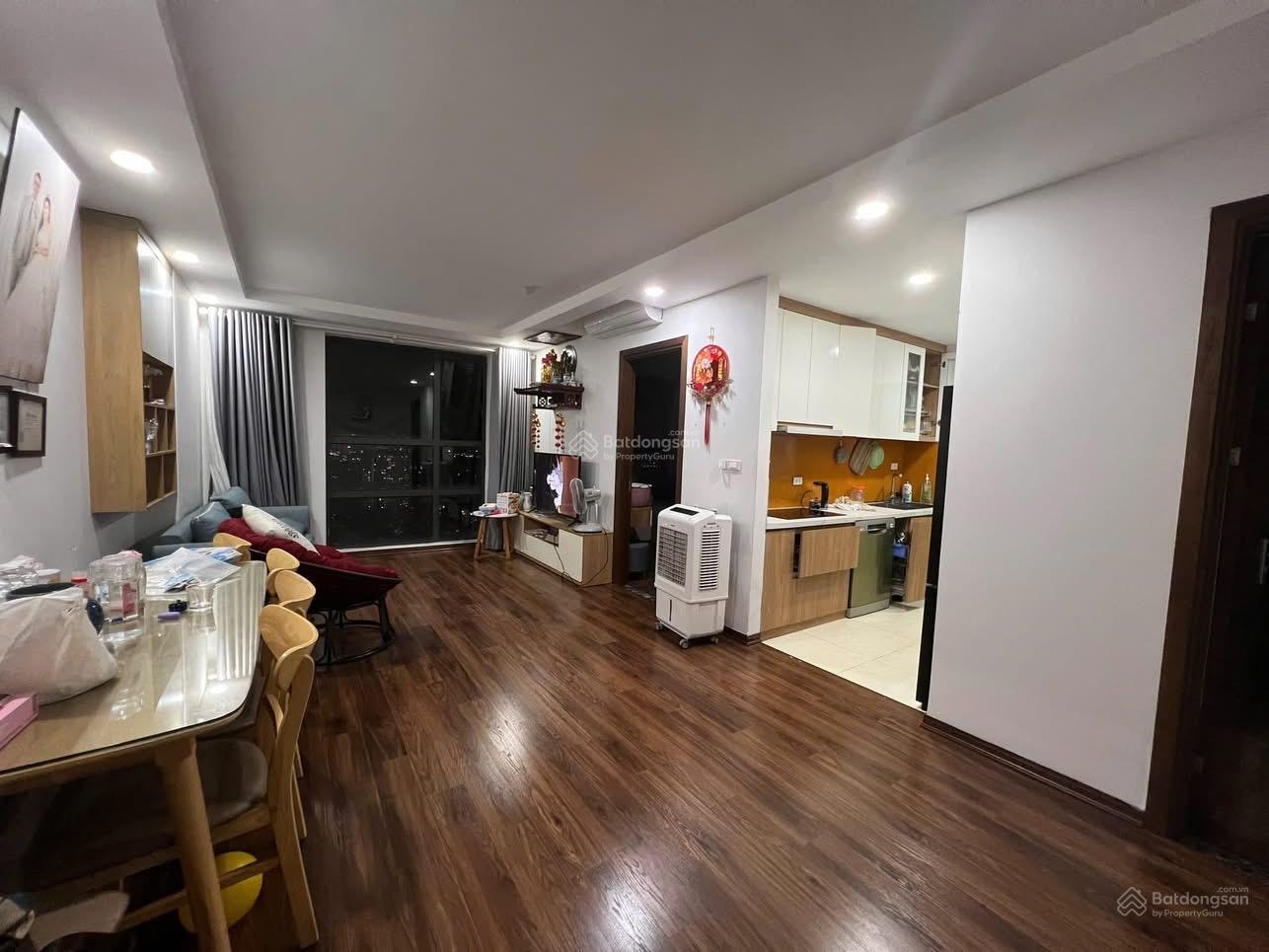 Căn hộ Smile Building Hoàng Mai 74,8m² giá 6,15 tỷ - View hồ tuyệt đẹp!