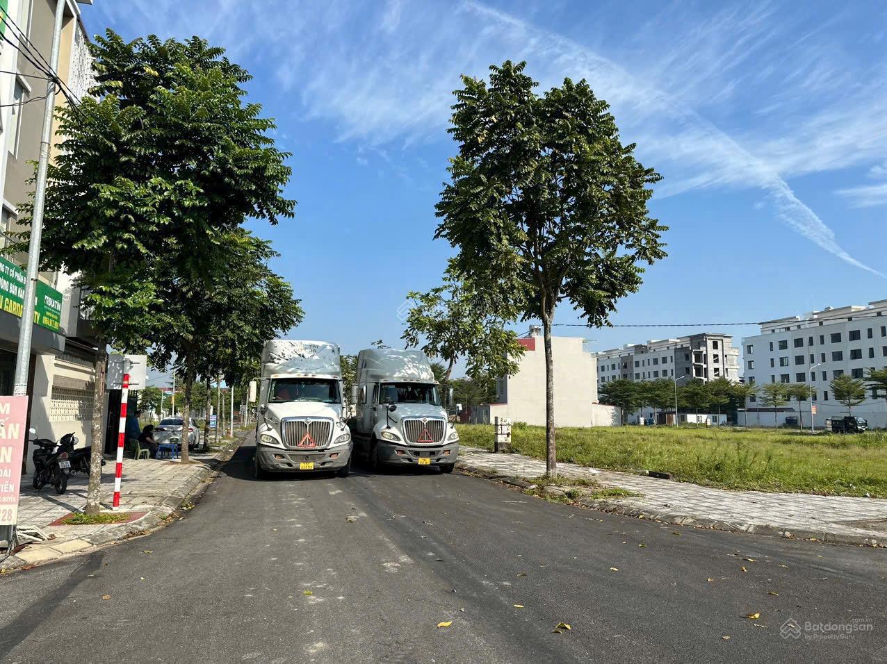 Đất nền KĐT Vườn Sen Từ Sơn 108,7m² giá chỉ 5,76 tỷ - Sổ hồng lâu dài!