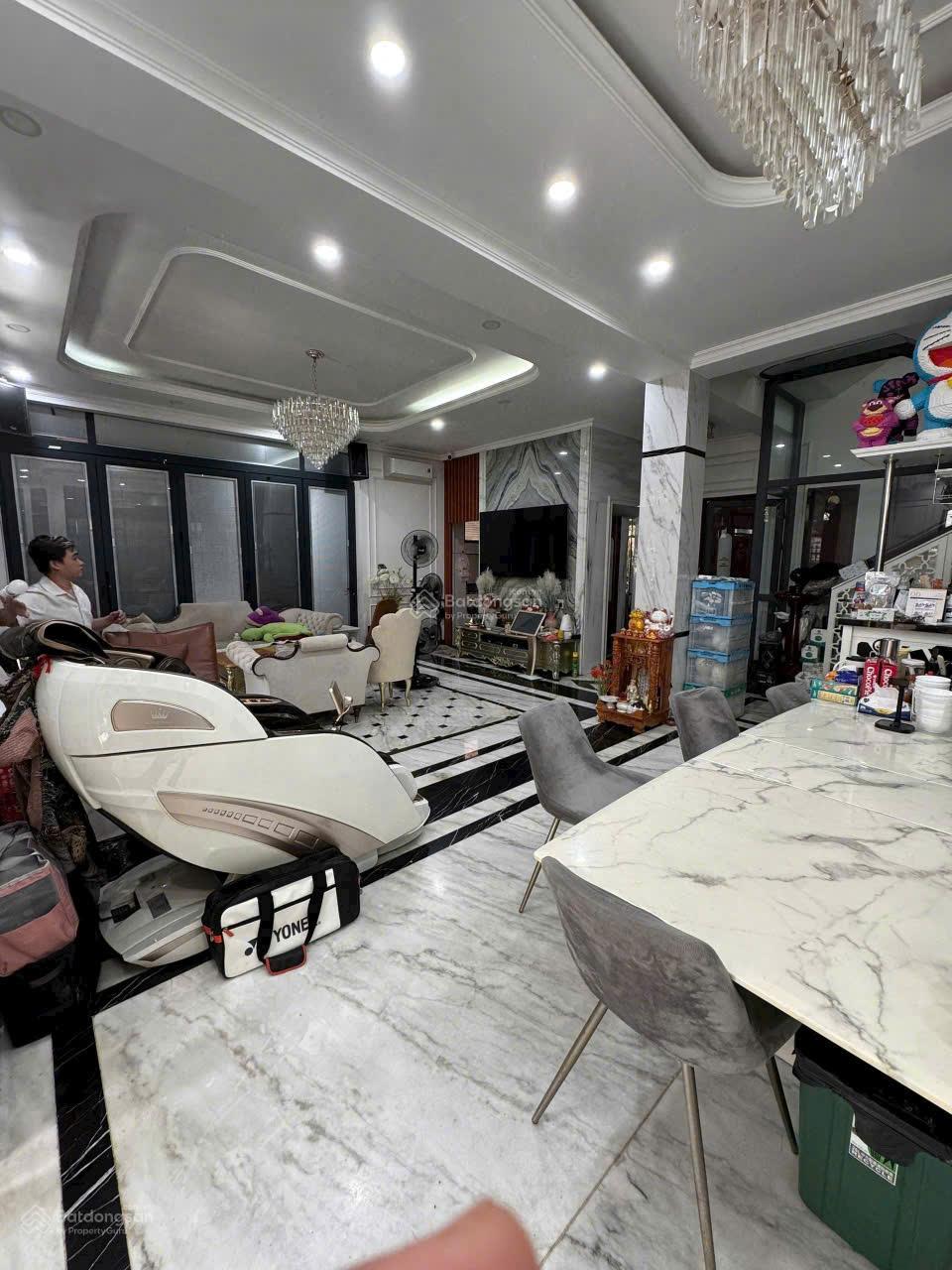 Biệt thự Him Lam 6A - 237.5m² giá 40 tỷ VND - Nội thất đầy đủ, sẵn sàng vào ở!