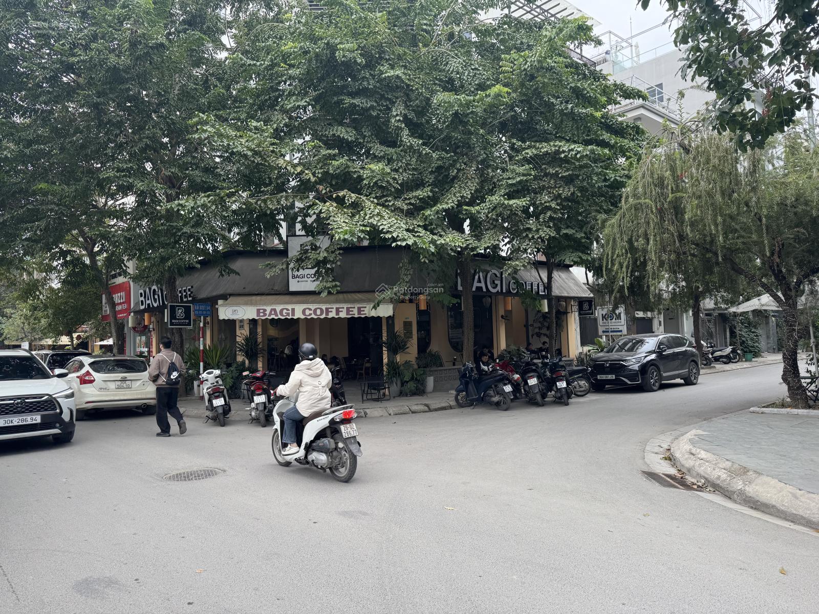 Biệt thự lô góc khu đô thị mới Hạ Đình 180m² giá 60 tỷ - Đầu tư sinh lời tiềm năng!