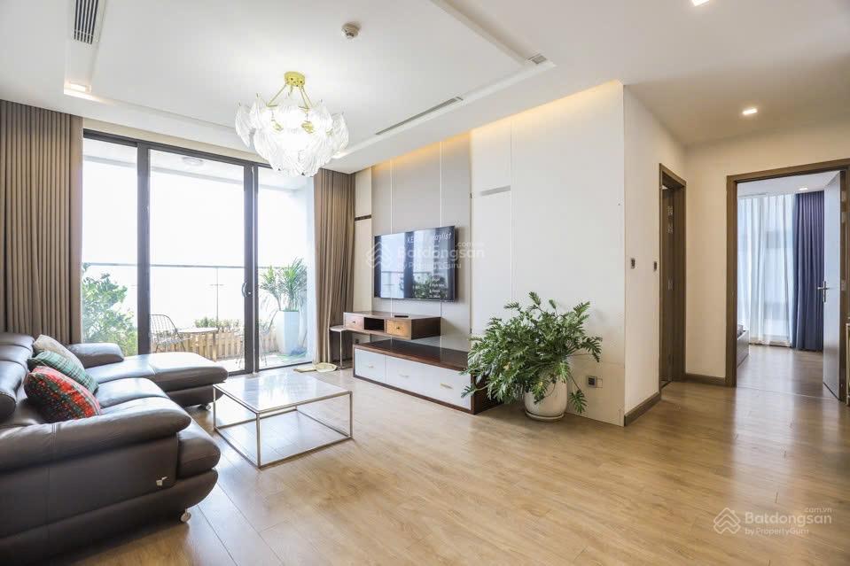 Căn hộ Vinhomes Metropolis Liễu Giai 120m² giá 55 triệu - Căn góc thoáng đẹp cho người nước ngoài!