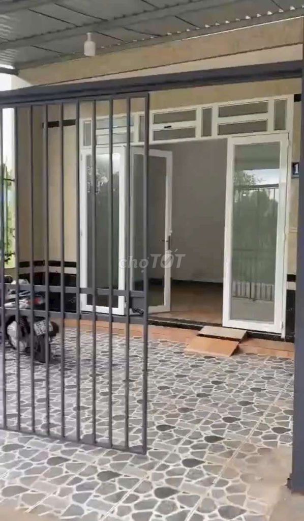 Nhà cấp 4 mặt tiền sông Bến Bạ, Tân Phú 101.3m² chỉ 1.4 tỷ - Chính chủ bán gấp!