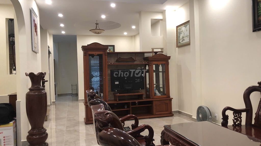 Nhà nguyên căn Gò Vấp 100m² giá 20 triệu - Chính chủ cho thuê ngay!