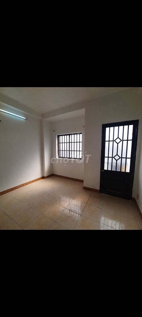 Phòng cho thuê 15m² Đô Đốc Lộc, Tân Quý, Tân Phú chỉ 2.2 triệu - Gần chợ Tân Hương!