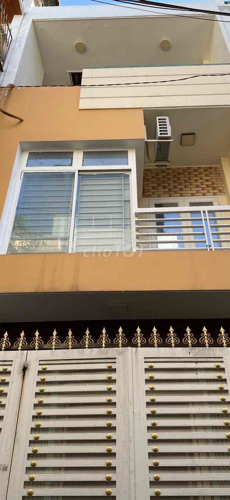 Nhà cho thuê tại Đường Nghĩa Phát, Quận Tân Bình - Giá chỉ 17 triệu