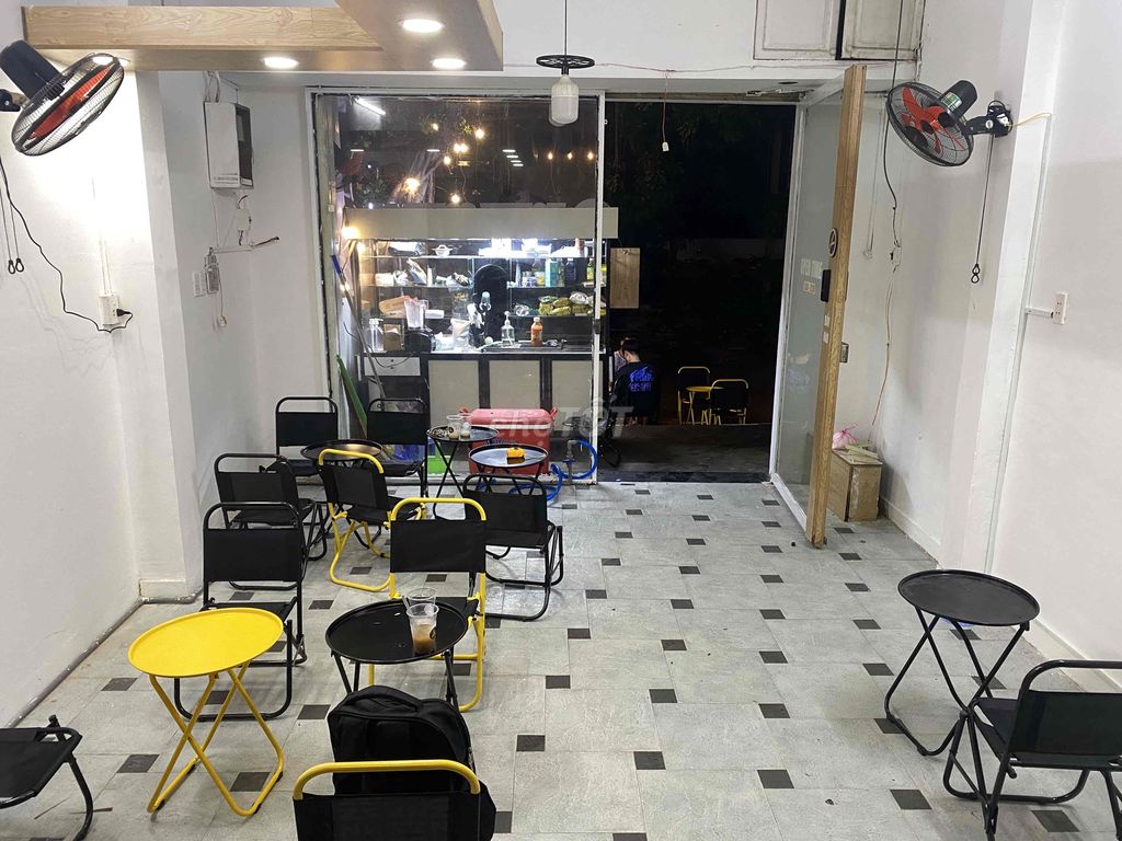 Mặt bằng kinh doanh Đường Nguyễn Gia Trí 50m² giá 14 triệu - Đầy đủ tiện ích!