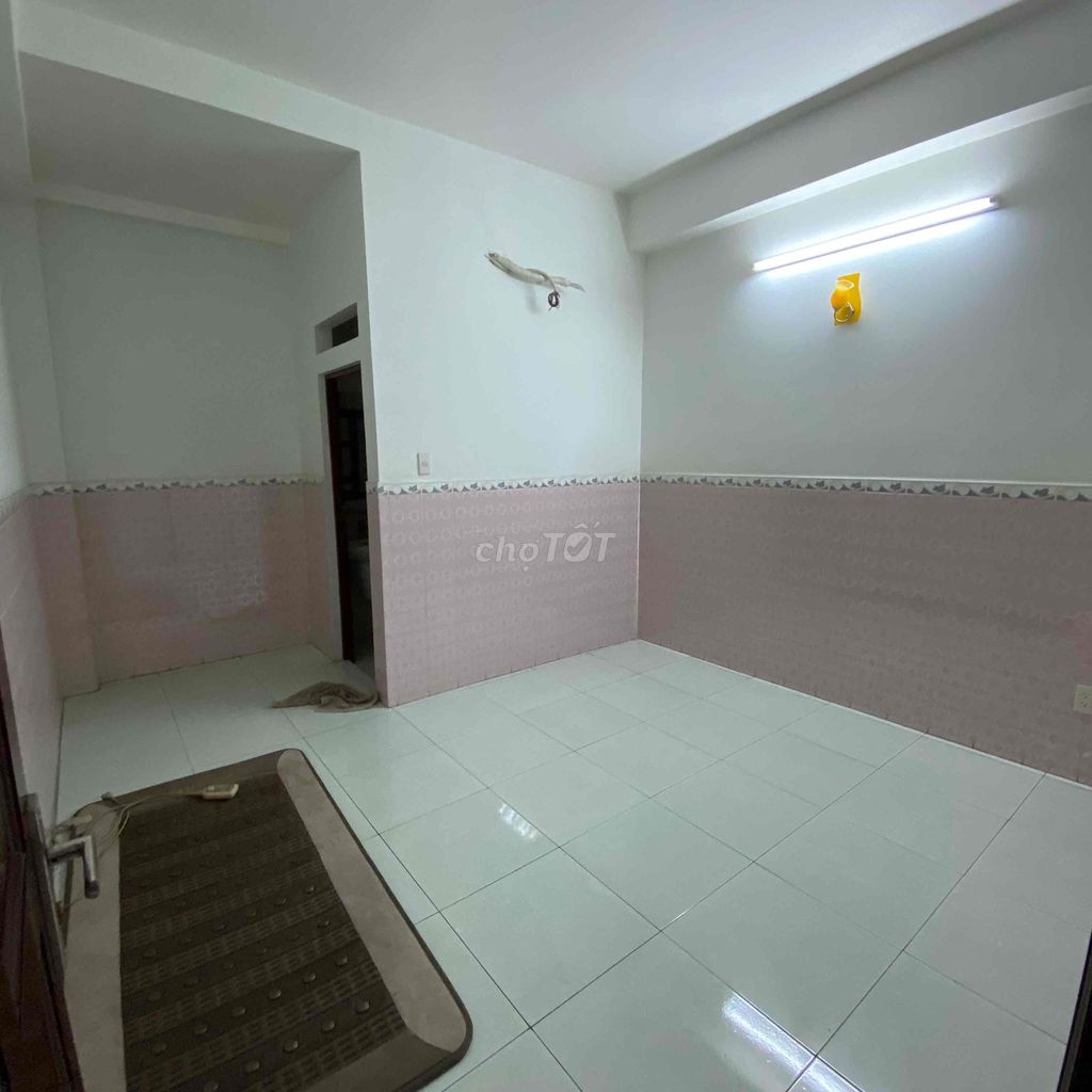 Phòng trọ/Nguyên căn tại Dĩ An 18-25m² - Toilet riêng, sạch sẽ, thoáng mát!