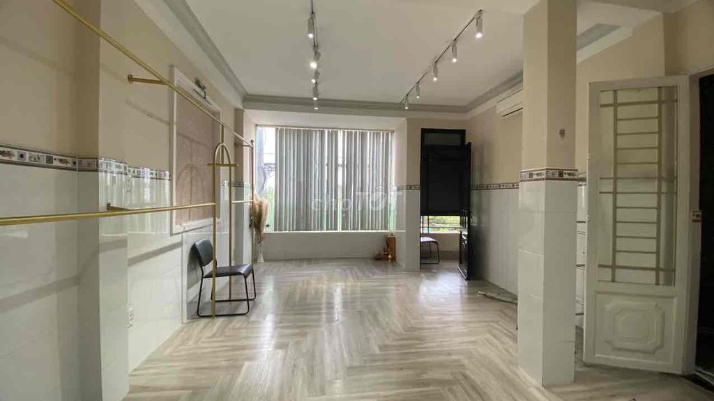 Phòng trọ 32m² đường Tân Sơn - Q.Tân Bình, giá chỉ 4 triệu!