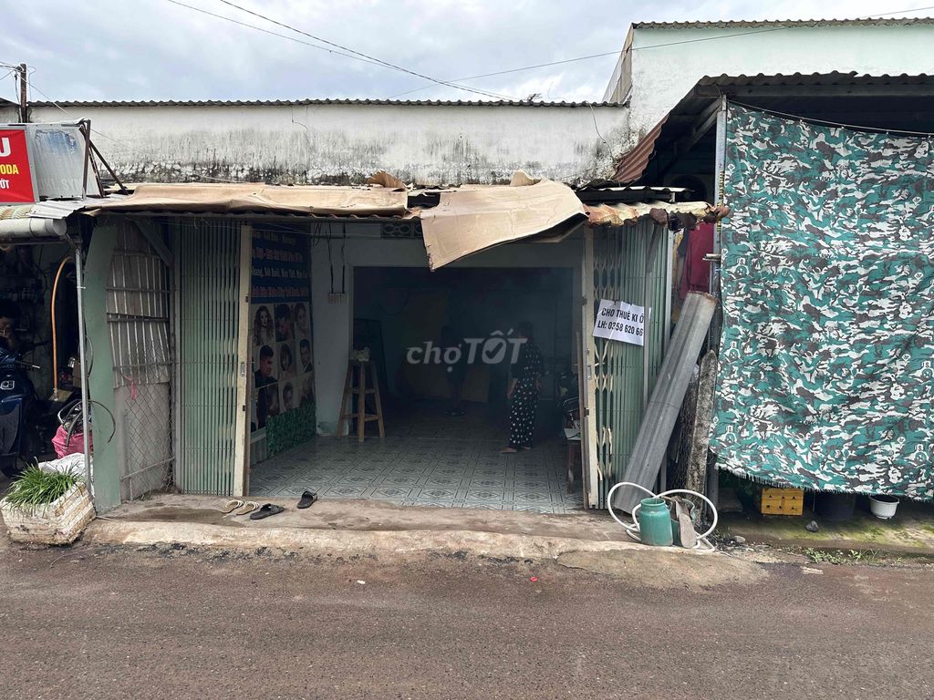 Căn kiot cho thuê mặt tiền đường Thuận Giao 8 32m² giá 2.5 triệu - Kinh doanh thuận lợi!