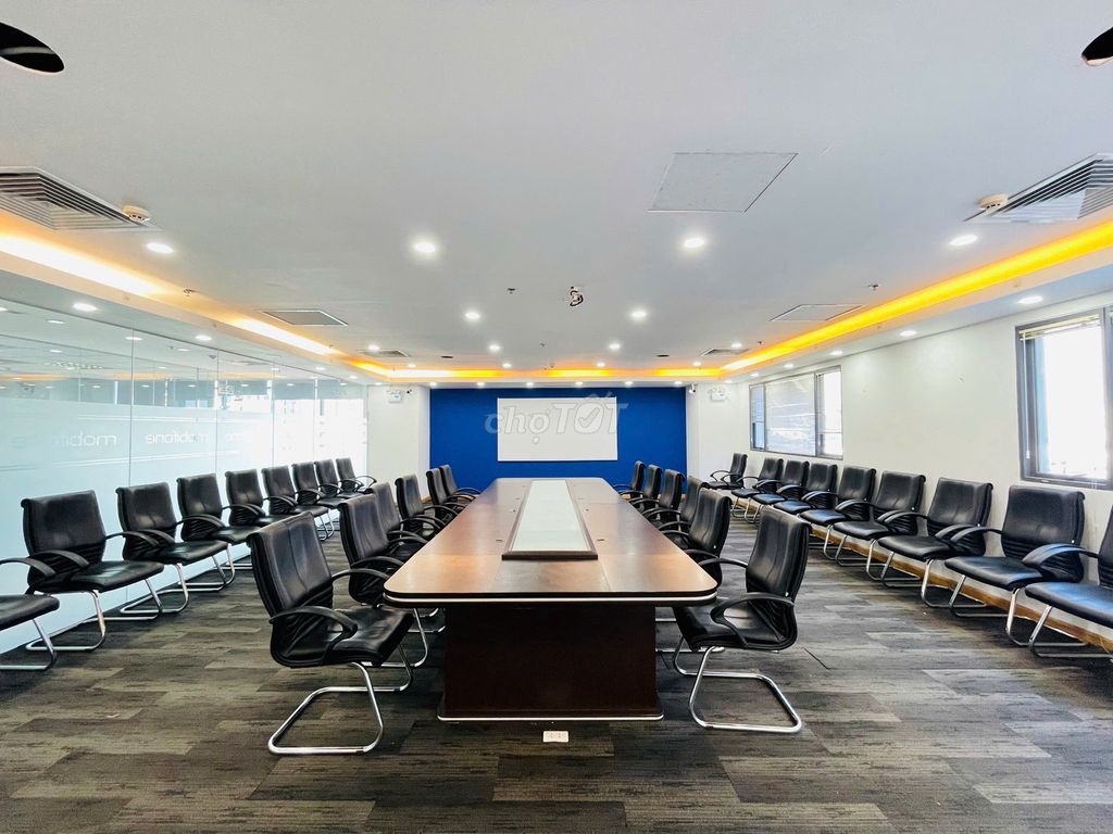 Cho thuê văn phòng Cầu Giấy 109m² giá 38.848 triệu - Setup đầy đủ, tiện ích tối ưu!