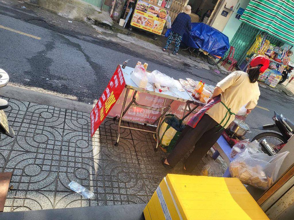 Cho thuê bán vỉa hè tại Trường Tiểu học Trần Văn Ơn - 4 triệu/tháng, sẵn sàng kinh doanh!