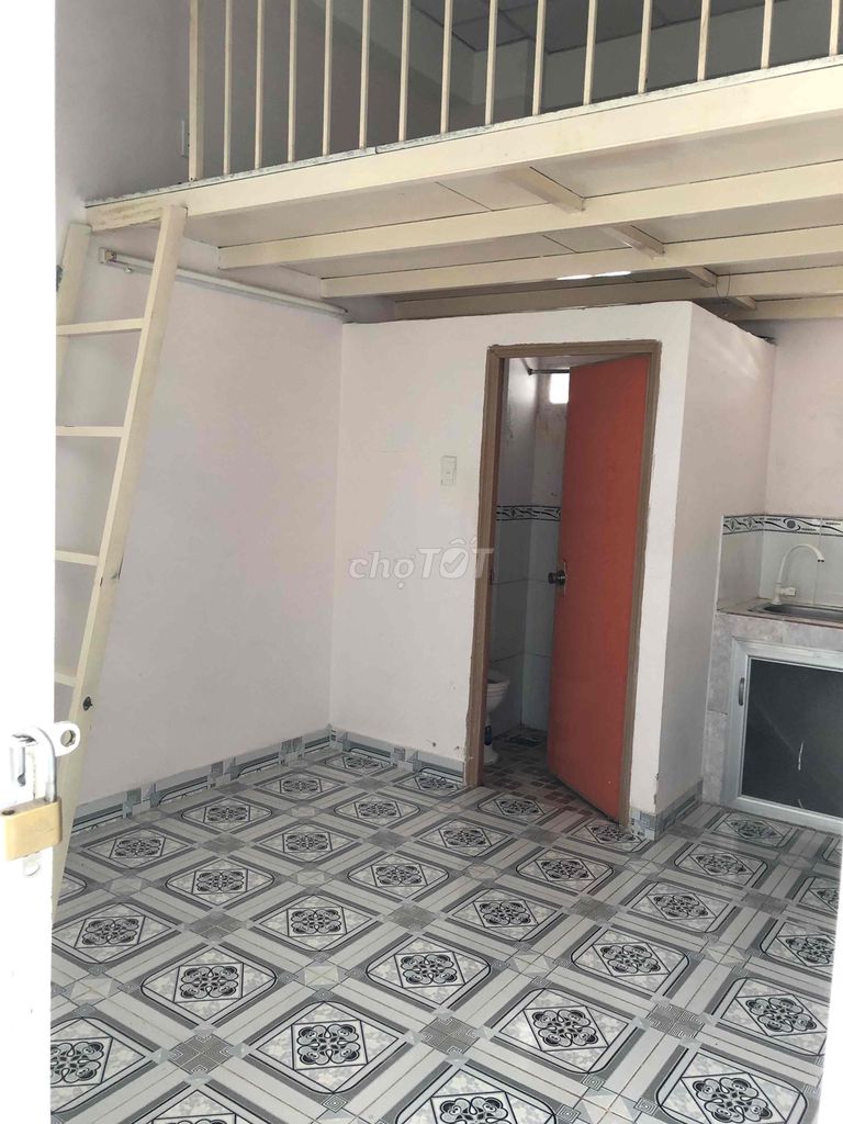 Phòng trọ 12m² đường Liên Khu 16-18, Quận Bình Tân - Khu vực yên tĩnh, phù hợp làm văn phòng