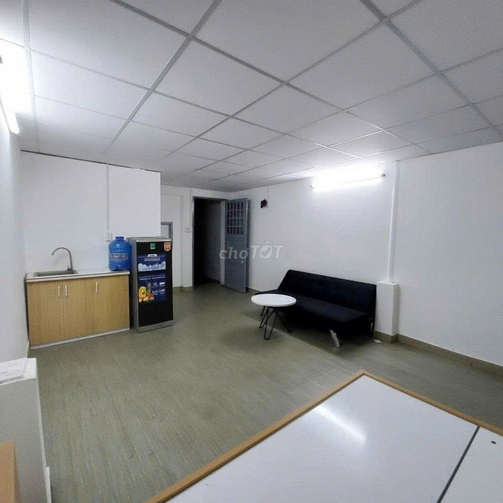 Phòng trọ 30m² đường Chế Lan Viên, gần ĐH Công Thương - Giá chỉ 3,9 triệu!