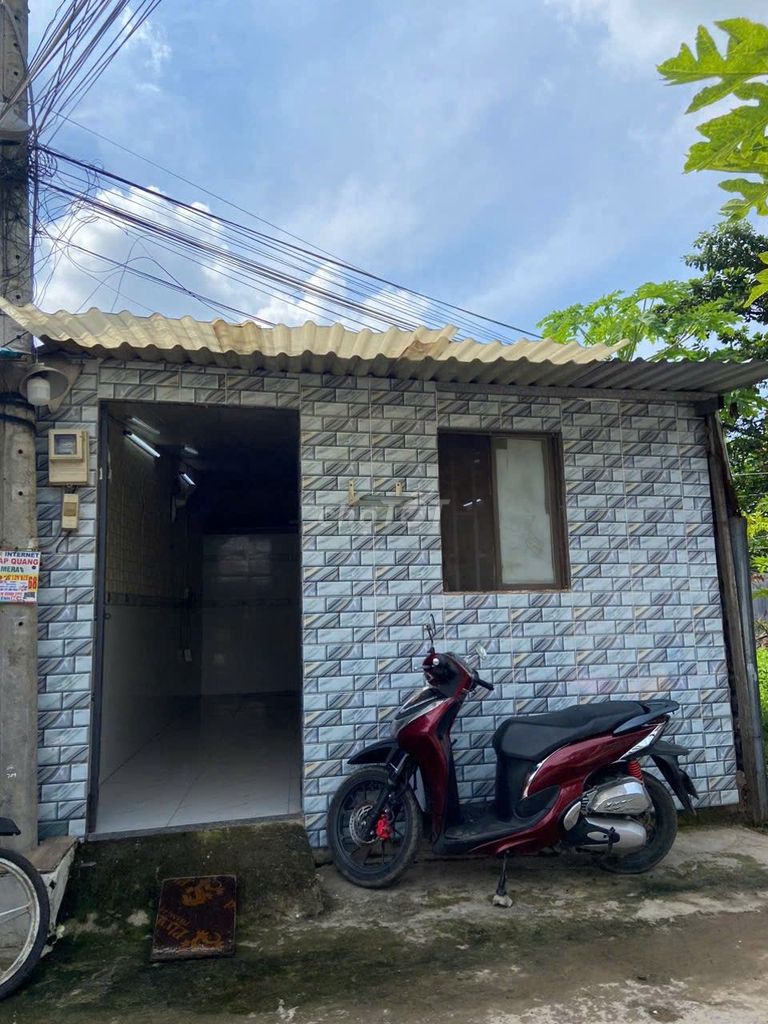 Nhà cấp 4 tại Bình Chánh, diện tích 36m² giá 860 triệu - Gần Bến xe Quận 8