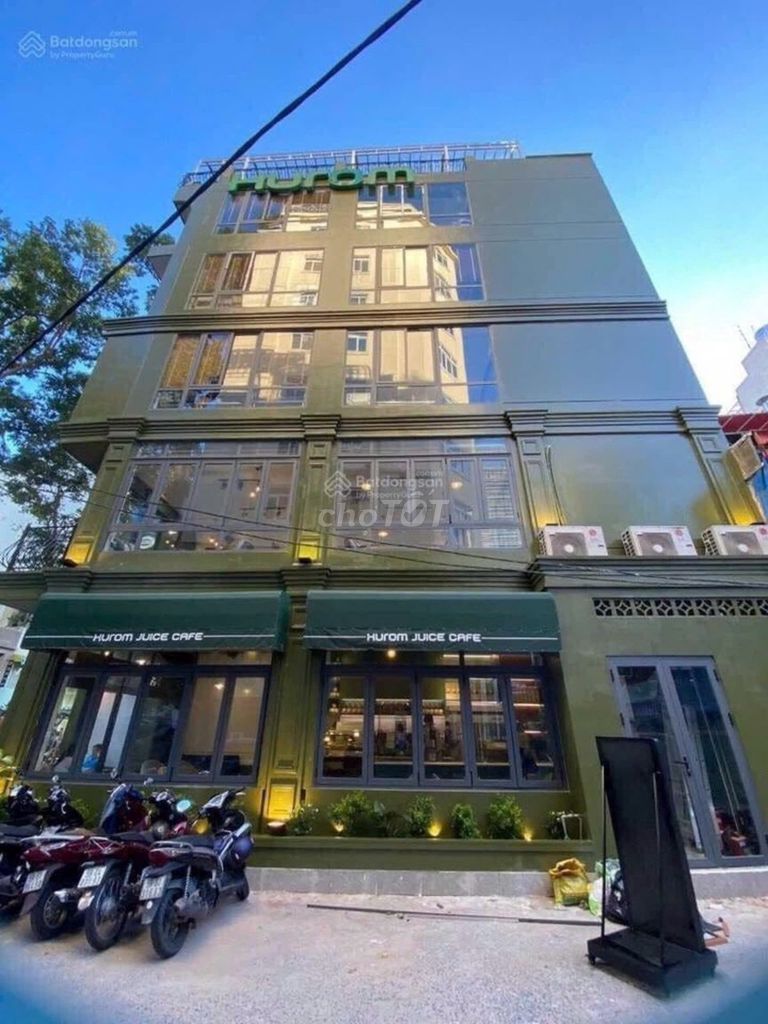 Cho thuê nhà góc 2 mặt tiền đường Lê Lợi, Quận 1, 160m² - Kinh doanh sầm uất, vị trí đắc địa!