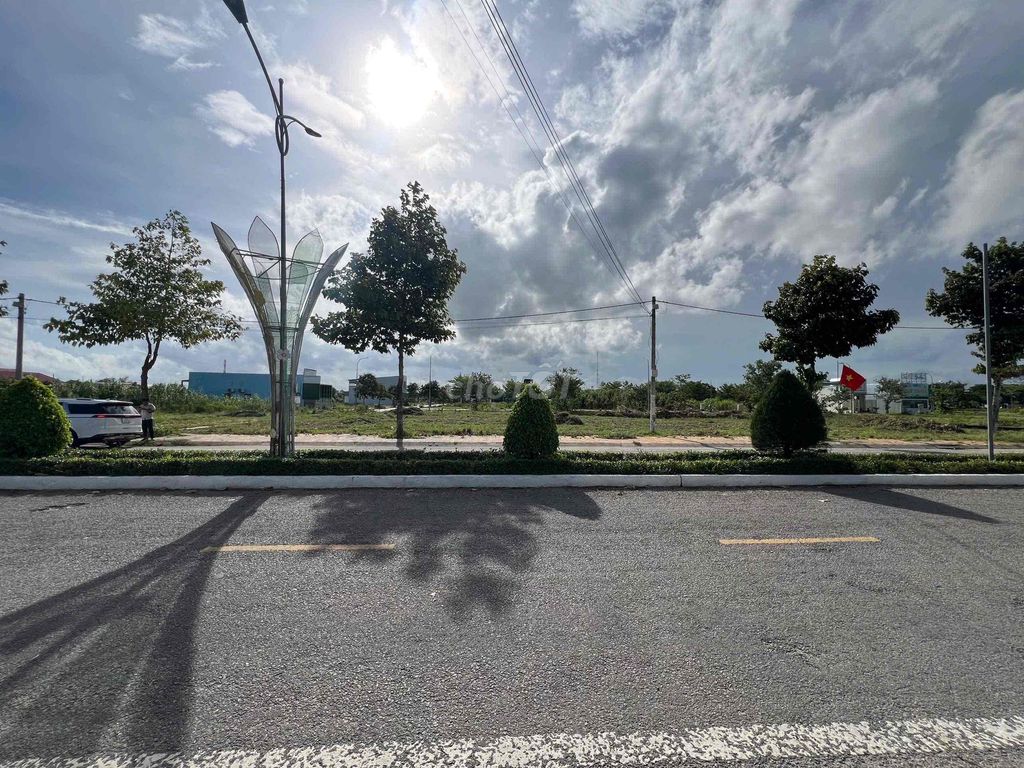 Đất nền Tuyến tránh Núi Sập 195.1m² giá 6.8 tỷ - Mặt tiền 5m, đầy đủ tiện ích!