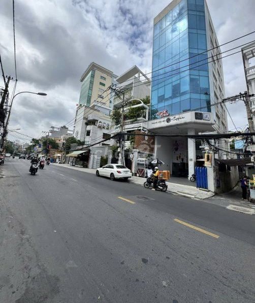 Bán nhà MT Lê Quang Định, Bình Thạnh, 233.1m² - Kinh doanh sầm uất chỉ 55 tỷ!