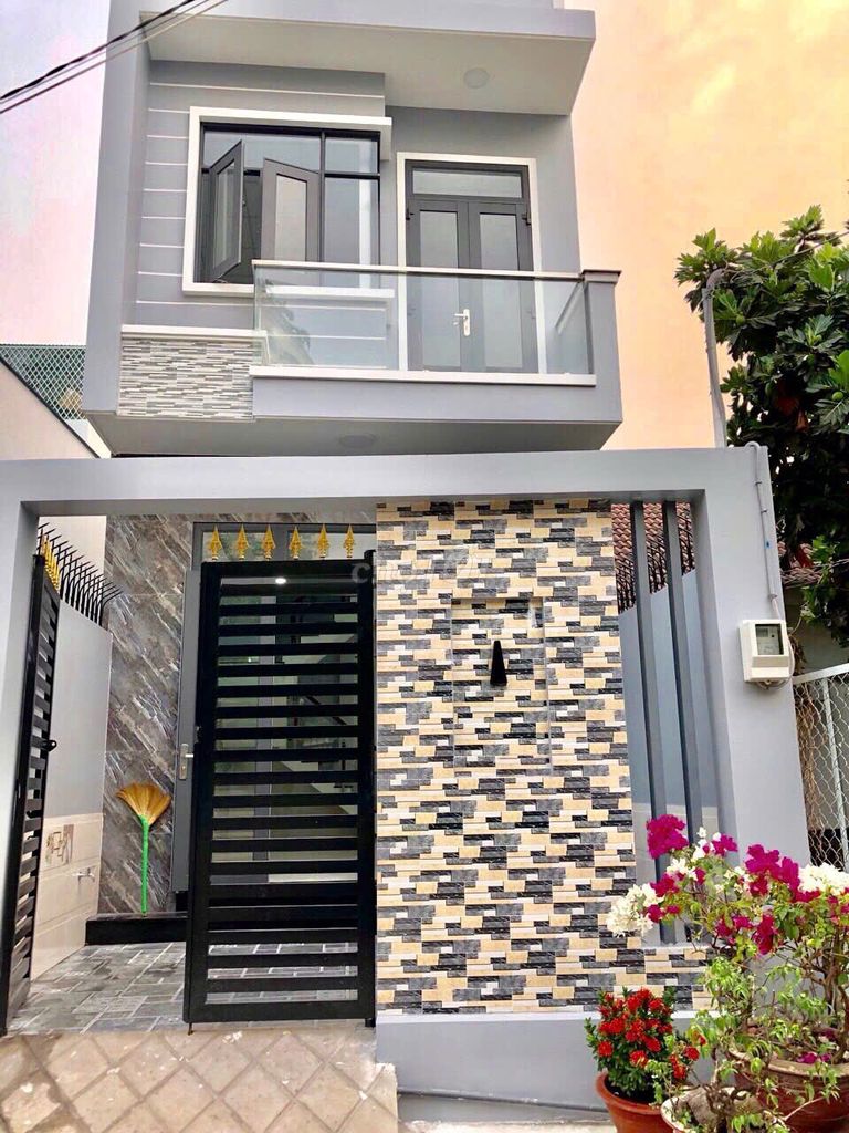 Nhà nguyên căn đường Nguyễn Tư Nghiêm, Thủ Đức 88m² giá 12 triệu - Tiện nghi đầy đủ!