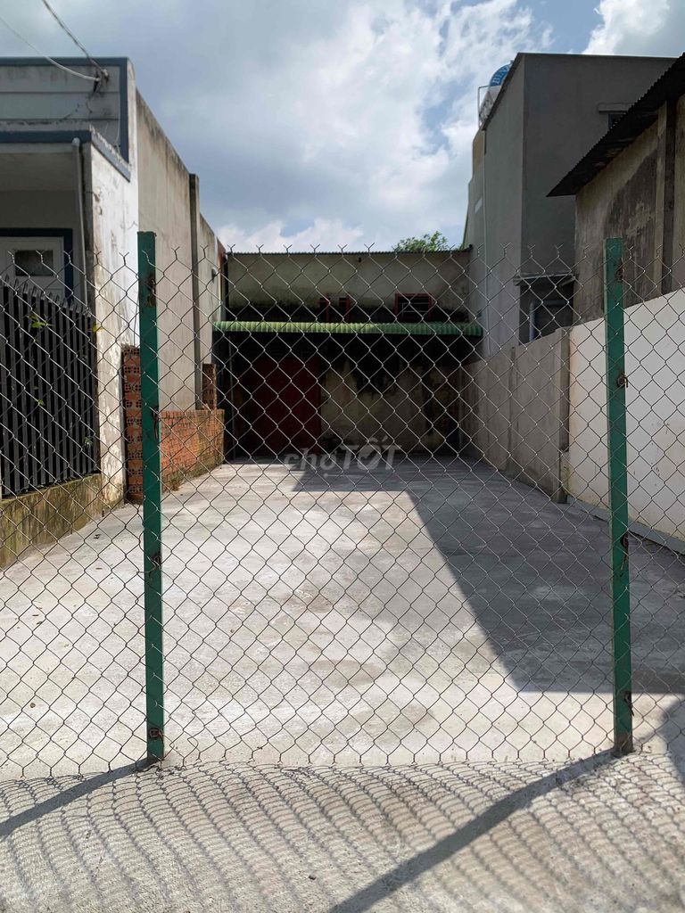 Nhà cấp 4 tại Xã Xuân Quế, 100m² giá 750 triệu - Sẵn sàng vào ở!