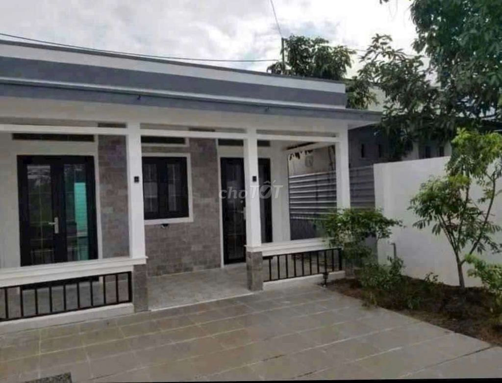 Nhà cho thuê có sân vườn 129m² tại Xã Qui Đức - An ninh, yên tĩnh, chỉ 6 triệu