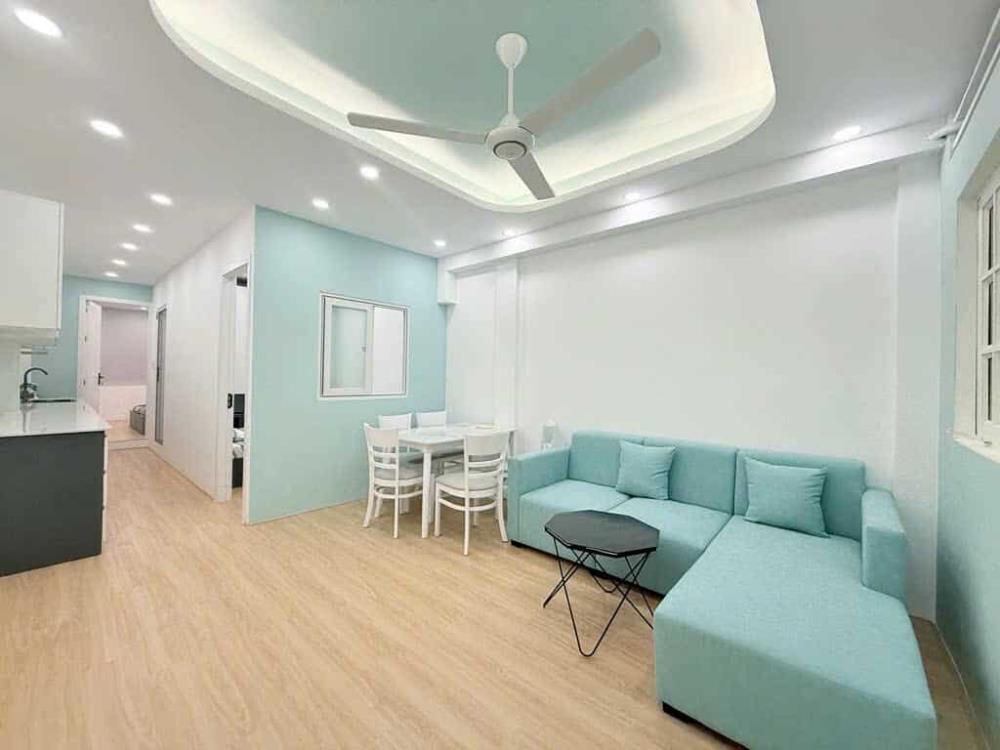 Chung cư 2 phòng ngủ Phường 13, Quận 10, 43m² giá nhỉnh 2 tỷ - Thiết kế đẹp, vào ở ngay!