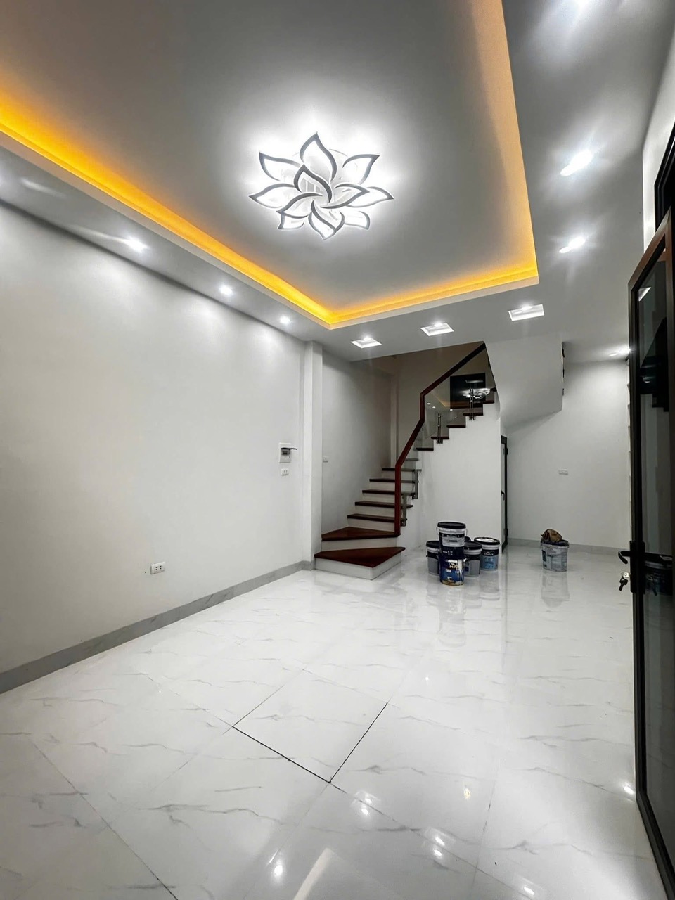 Bán nhà phân lô Khương Đình 50m² giá 17 tỷ - Thiết kế hiện đại, thang máy, nở hậu đẹp