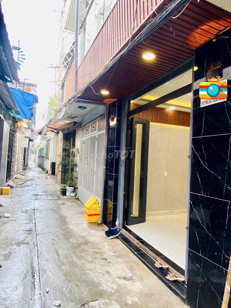 Nhà nguyên căn 3PN 2WC Dương Bá Trạc, Quận 8 giá 11 triệu - Không thể bỏ lỡ!