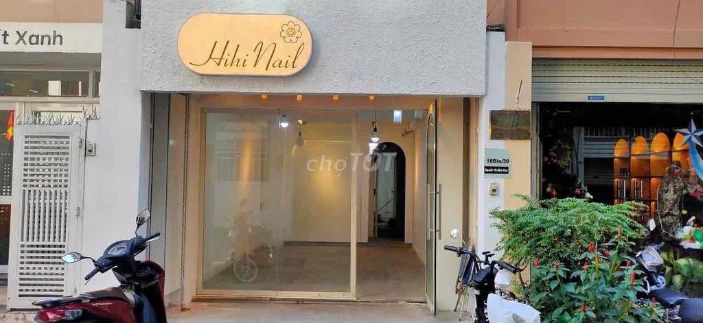 Mặt bằng kinh doanh cho thuê 18/3B Nguyễn Thị Minh Khai, Quận 1 - Diện tích 88m², cọc 2 tháng!