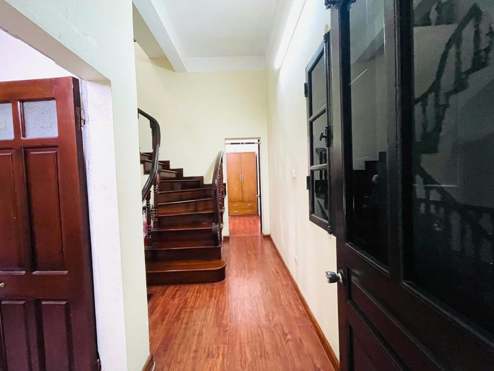 Nhà đẹp phân lô Khương Đình 50m² giá 17 tỷ - Thiết kế hiện đại, thang máy, gara ô tô