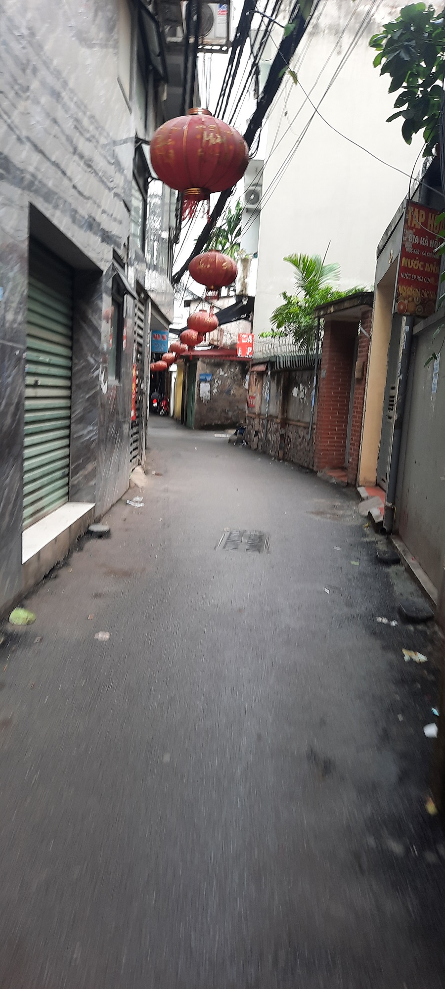 Nhà 3 tầng Dịch Vọng Hậu 100m² giá 6.56 tỷ - Cơ hội đầu tư hiếm có!