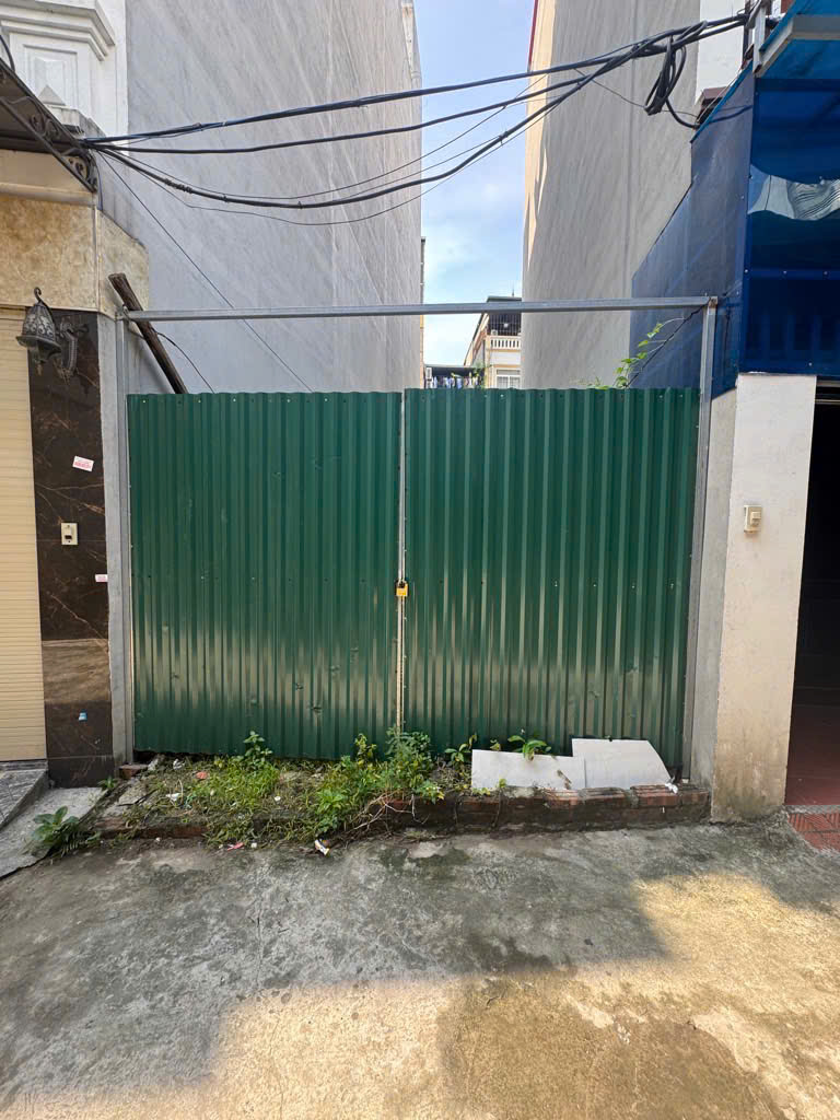 Đất Đức Giang 43m² ô tô qua nhà - Giá nhỉnh 6 tỷ - Pháp lý rõ ràng!