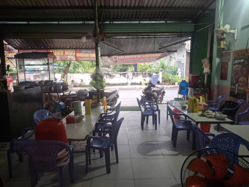 Mặt tiền kinh doanh Dĩ An 72m² giá 2.3 tỷ - Dòng tiền thu nhập ổn định 30 triệu/tháng!