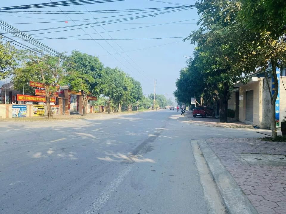 Đất mặt đường Trương Văn Lĩnh, Vinh 89m² giá 5 tỷ - Lô góc 3 mặt đường thoáng đãng!