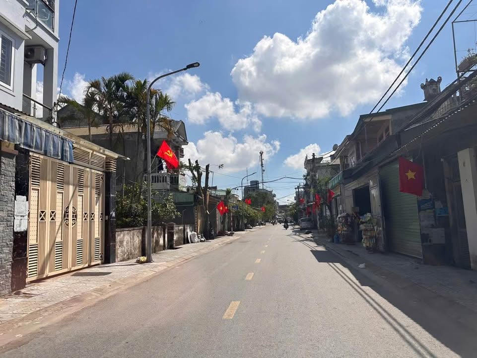 Đất nền mặt đường Nguyễn Tiềm Vinh 90.7m² giá 5 tỷ - Kinh doanh thuận lợi!