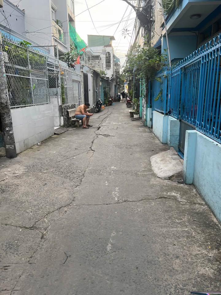 Nhà nguyên căn Bông Sao, quận 8, 30m² - Giá thuê chỉ 7 triệu/tháng!