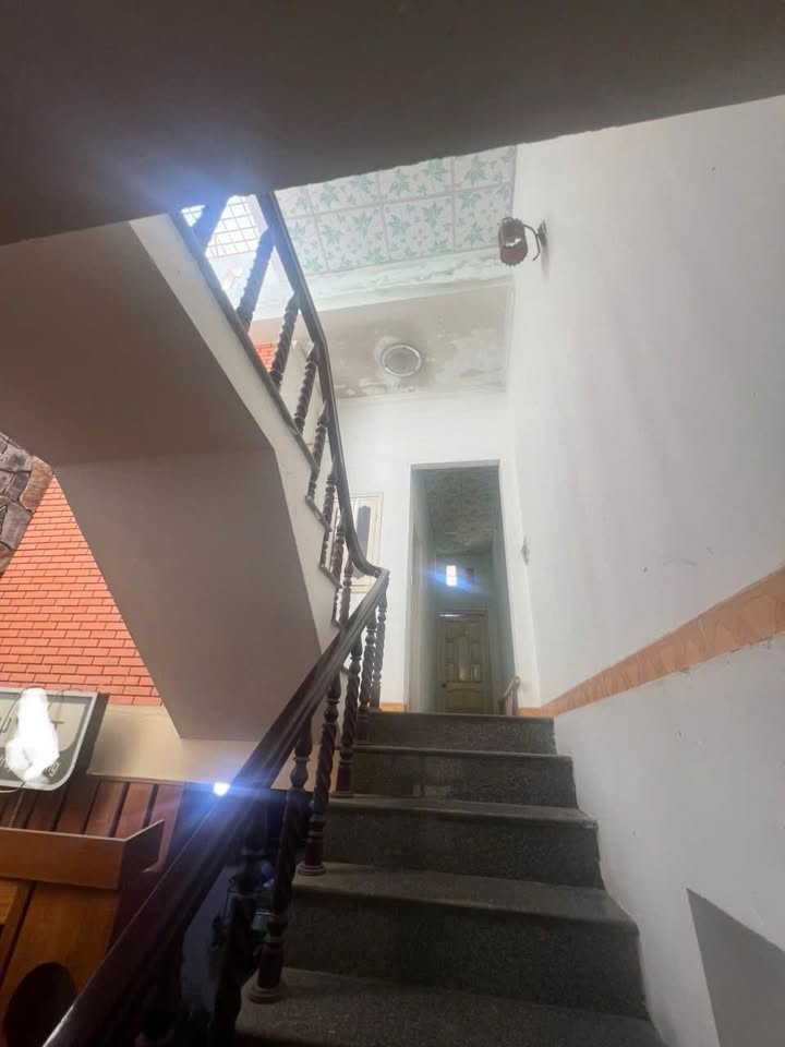 Nhà mặt tiền đường Nguyên Hồng, Thanh Khê 81m² giá 6 tỷ - Cơ hội đầu tư hấp dẫn!