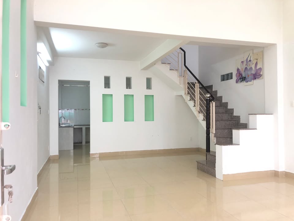 Nhà nguyên căn Hẻm 520 QL13, Thủ Đức 60m² giá 8 triệu - An ninh, yên tĩnh!