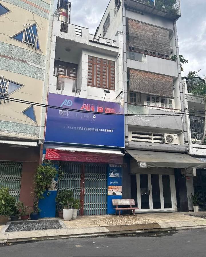 Văn phòng cho thuê Nguyễn Hậu Tân Phú 63m² giá 17 triệu - Phù hợp làm văn phòng, kho, spa!