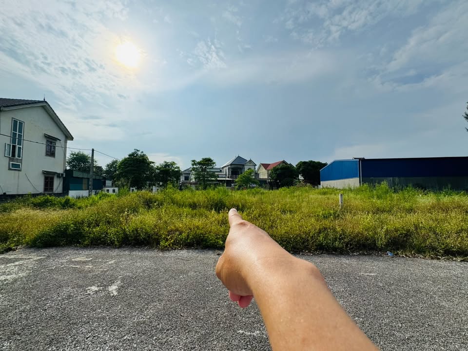 Đất Nghi Hải - Cửa Lò 200m² giá 3.48 tỷ - Đường rộng 8m, hướng Đông Nam!