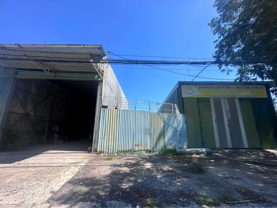 Cho thuê kho xưởng Nguyễn Tất Thành 600m² giá 10 triệu - Hợp đồng lâu dài!