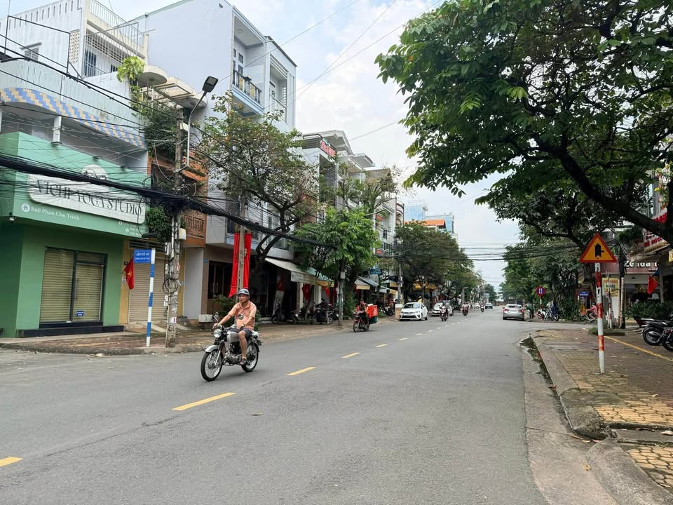 Bán gấp FrontHouse mặt tiền Phan Chu Trinh 81m² giá 10 tỷ - Đầu tư sinh lời ngay!