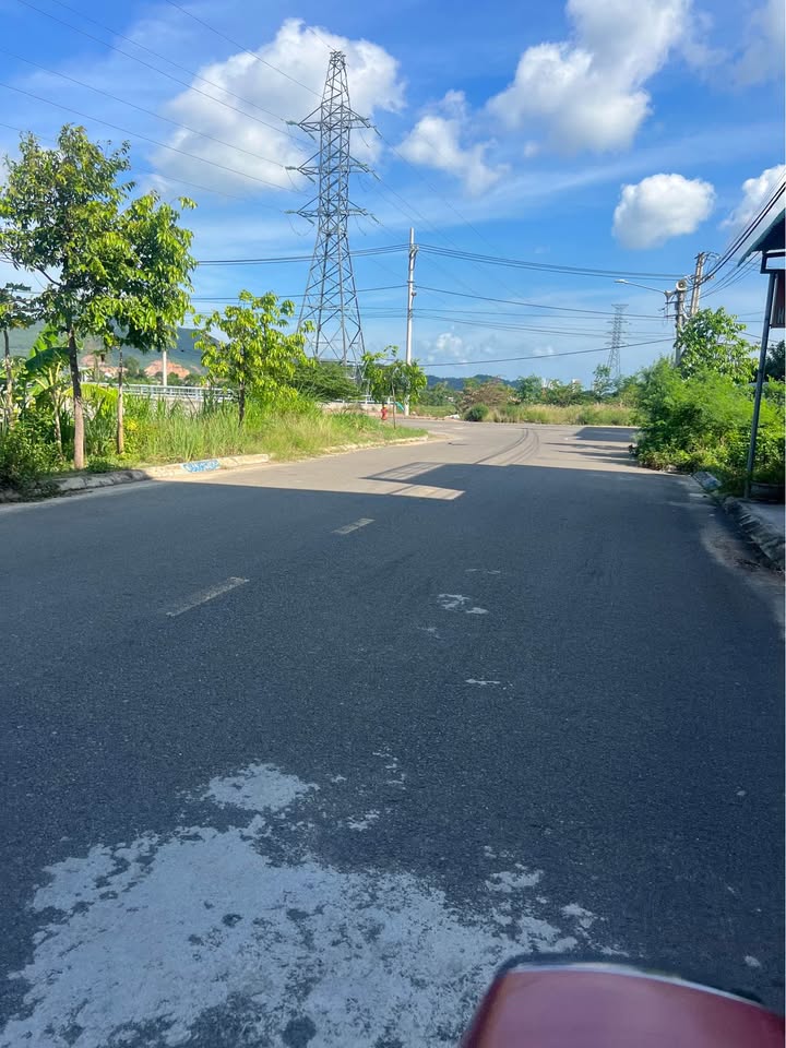 Đất Nhơn Phú Quy Nhơn 40m² giá 1.6 tỷ - Mặt tiền khu phân viện sổ đỏ chính chủ!