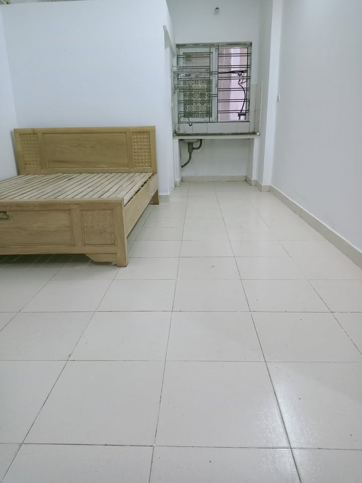 Phòng cho thuê ngõ 58 Nguyễn Khánh Toàn, Cầu Giấy - Giá thỏa thuận, đầy đủ tiện nghi!