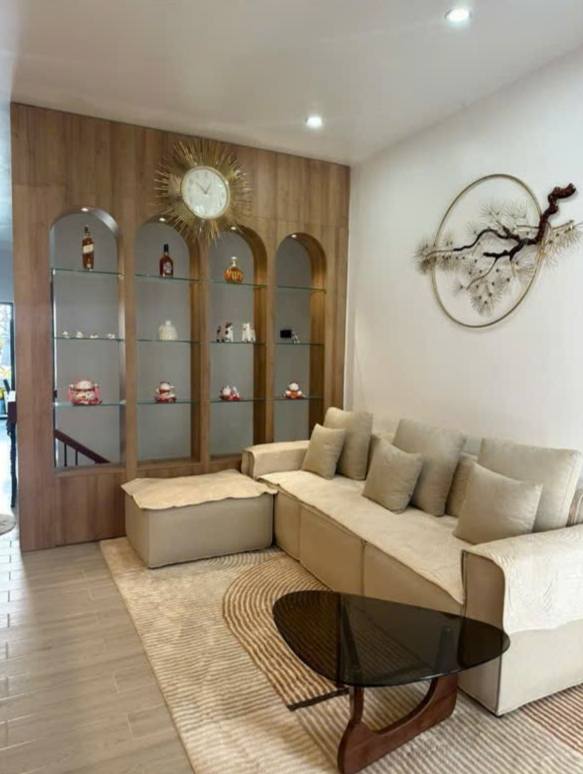 Bán nhà đường Ngô Thì Sỹ, Đà Lạt 65m² giá 3.3 tỷ - Thiết kế hiện đại, sẵn nội thất!