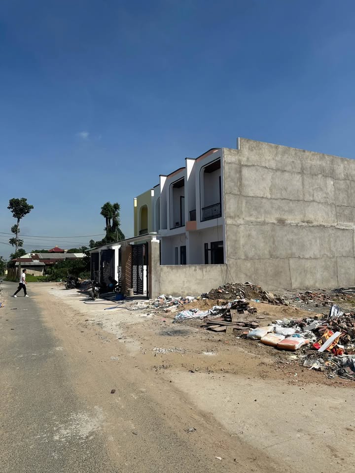 Nhà trệt lầu Tân Triều, Biên Hòa 100m² giá 2.1 tỷ - Thiết kế hiện đại, sẵn sàng ở ngay!