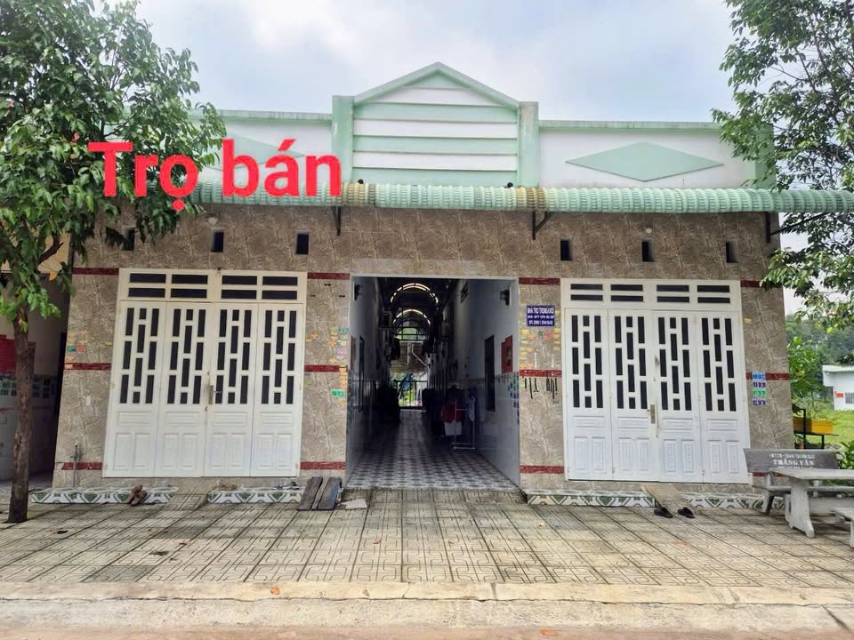 Nhà và phòng trọ Tân Uyên 150m² giá 2.3 tỷ - Đầu tư sinh lời ổn định!