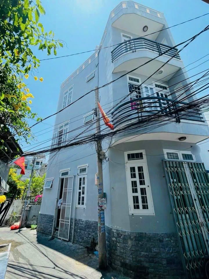 Nhà lô góc 2 mặt tiền hẻm ô tô phường Thắng Nhì, Vũng Tàu 35m² giá 3.05 tỷ - Sẵn sàng giao dịch ngay!