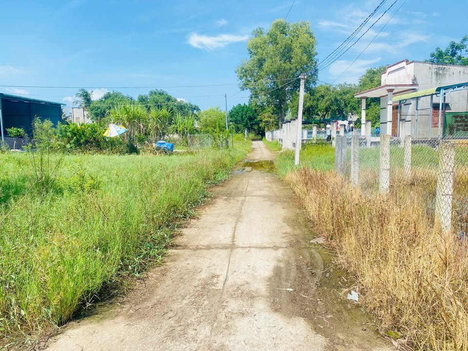 Đất nền xã Tân Hải, La Gi 519m² giá 1.5 tỷ - Vị trí đắc địa gần biển!